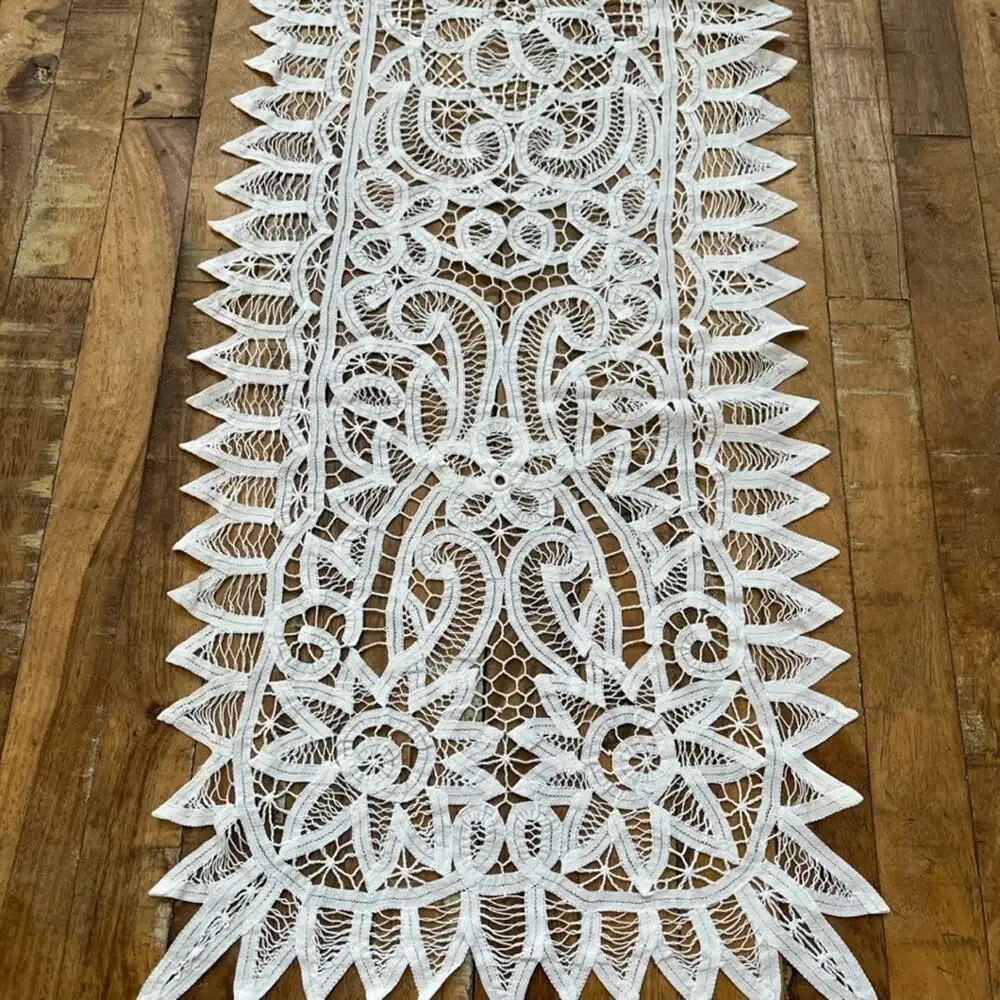 Vintage Table Runner 14 x 46.5 in White Battenburg Lace Intricate Floral Spike
